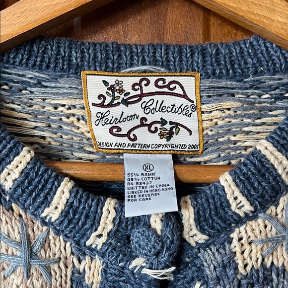 Vintage Women's Quiltwork Cardigan - Picture 3 of 5